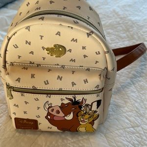 Disney lounge fly backpack